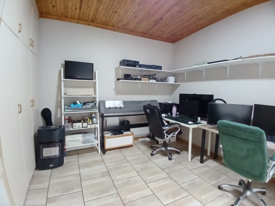 5 Bedroom Property for Sale in Sasolburg Ext 23 Free State